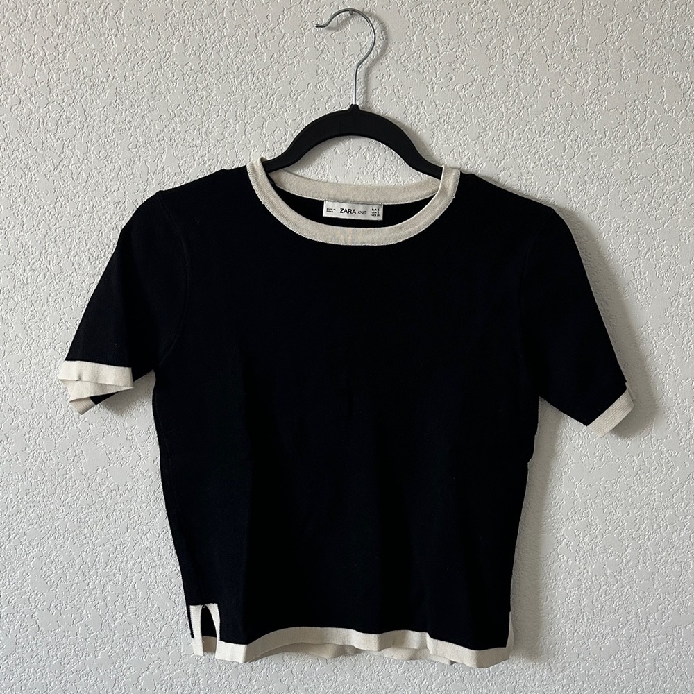 Zara Black and Cream Short Sleeve Top